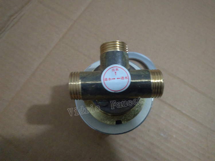 Vidric Badezimmers chrank heiß – Home Bathroom Taps Bewertung und Preis